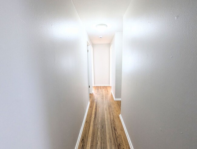 Building Photo - 3 bed 1 bath home in Aurora