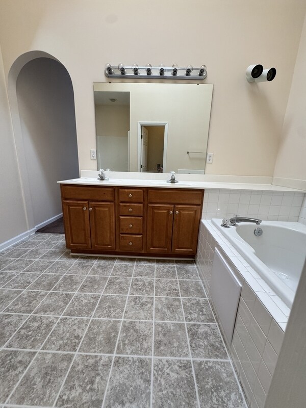 Building Photo - 1109 Turtle Creek Rd