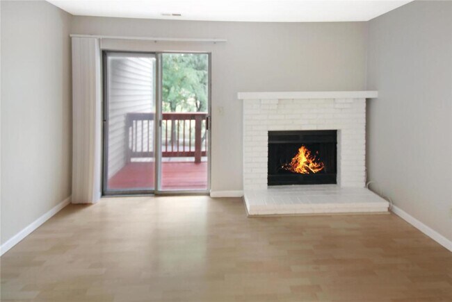 Building Photo - 17048 Sandalwood Creek Dr