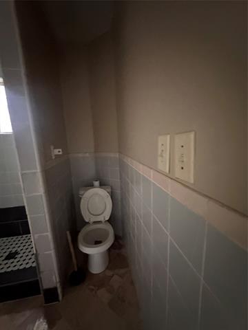 Building Photo - 1208 W Hall St