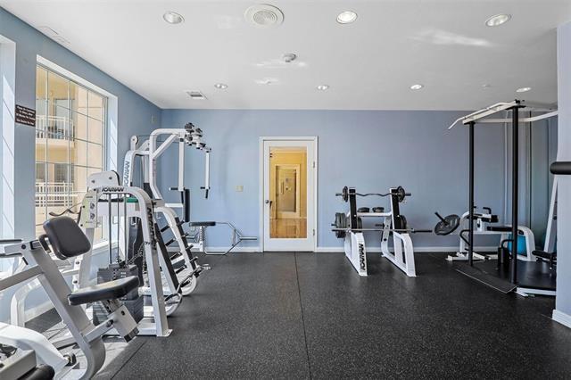 Building Photo - 3225 Turtle Creek Blvd Blvd