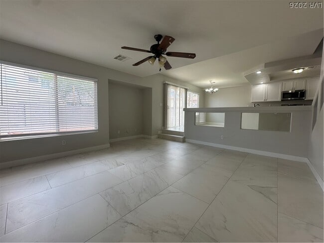 Building Photo - 9732 Silver Dusk Ct