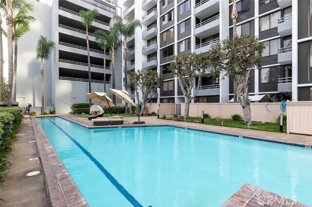 Building Photo - 345 Pioneer Dr