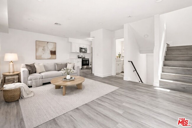 Building Photo - 2936 West Blvd