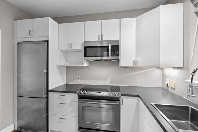 Building Photo - 1741 Spyglass Dr