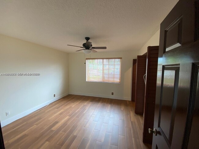 Building Photo - 8713 SW 5th St