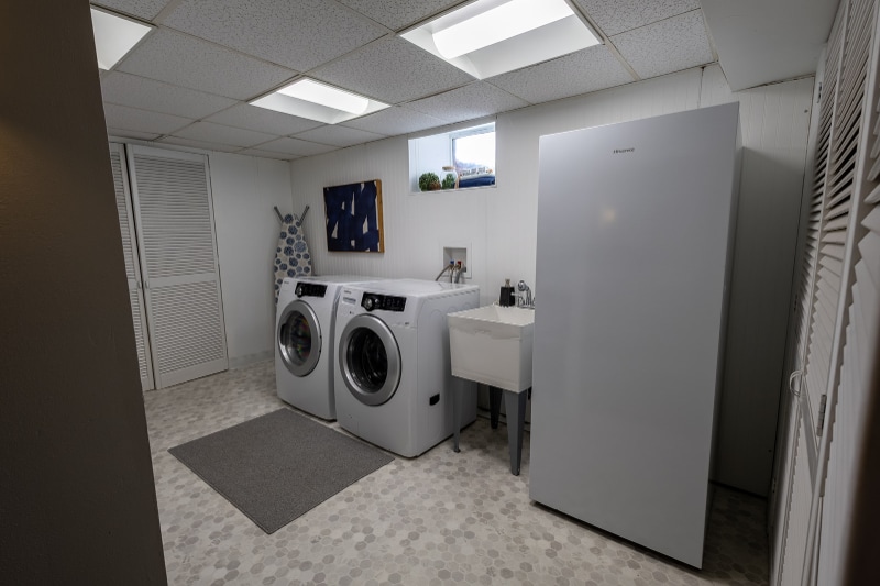 Building Photo - 1621 W 22nd St