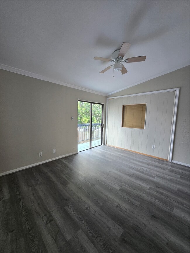 Building Photo - 9550 Deering Dr