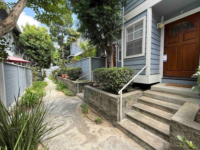 Building Photo - Gated Community - Updated Harbor City Townhome - 3 bed / 2.5 bath