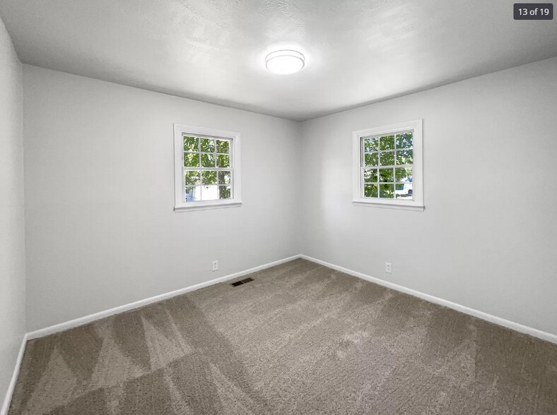 Building Photo - 114 McKinley St