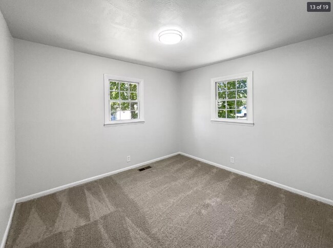 Building Photo - 114 McKinley St