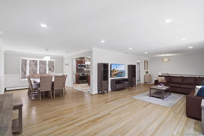 Building Photo - 263 Oyster Bay Road