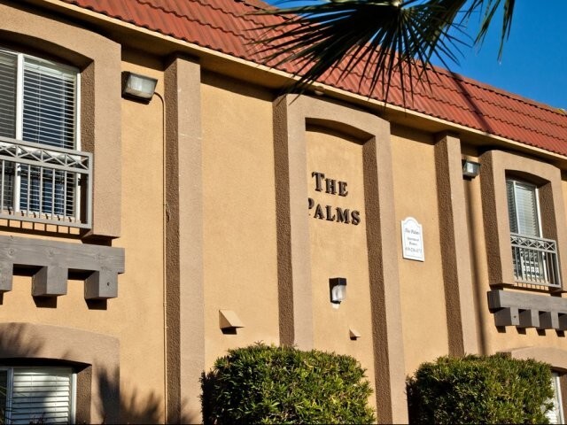 The Palms building Lettering - Elan The Palms