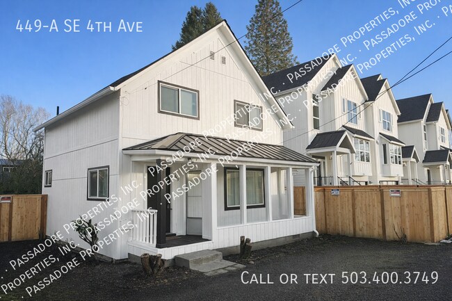 Building Photo - 449 SE 4th Ave