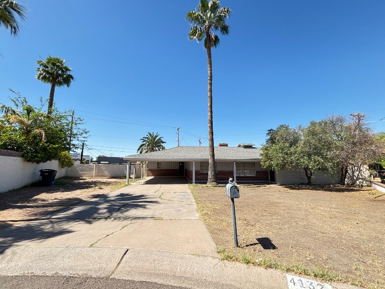 Building Photo - 4132 N 33rd St