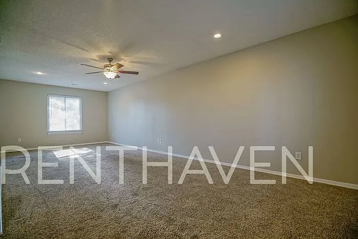 Building Photo - 421 Rockingham Rd