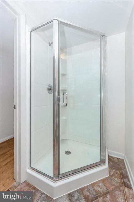 Building Photo - 11584 Liberty Oak Dr