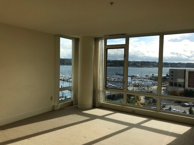Building Photo - Perfect Sunset View Condo!!