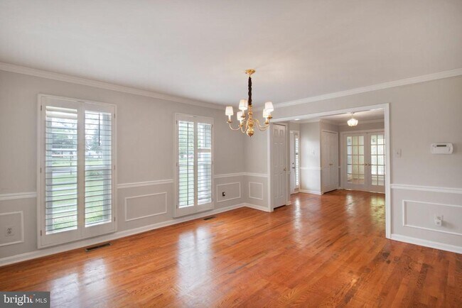 Building Photo - 13920 Wagon Way