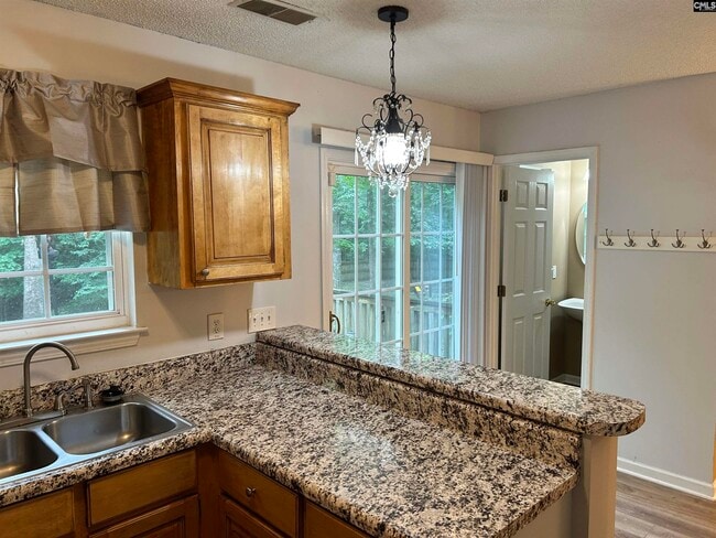 Building Photo - 17 Sugar Maple Ct