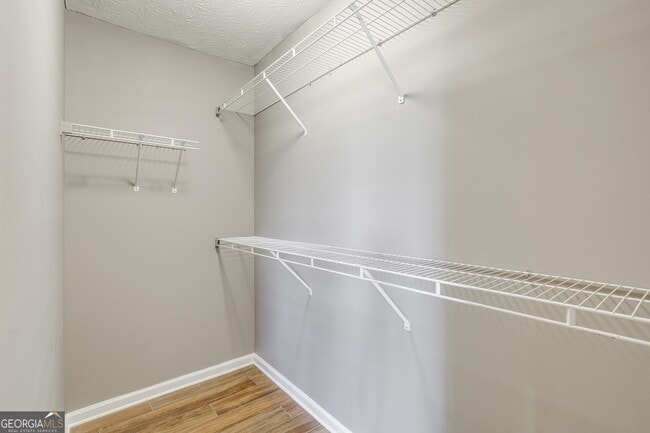 Building Photo - 130 Chastain Loop