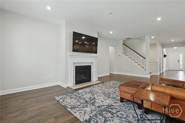 Building Photo - 29 Franklin Cut