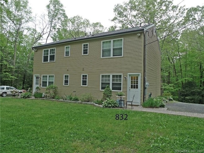 Building Photo - 832 Old Waterbury Rd