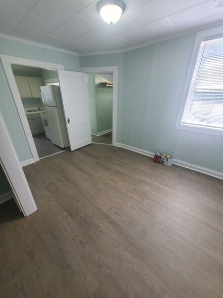 Building Photo - 403 Gilmer St