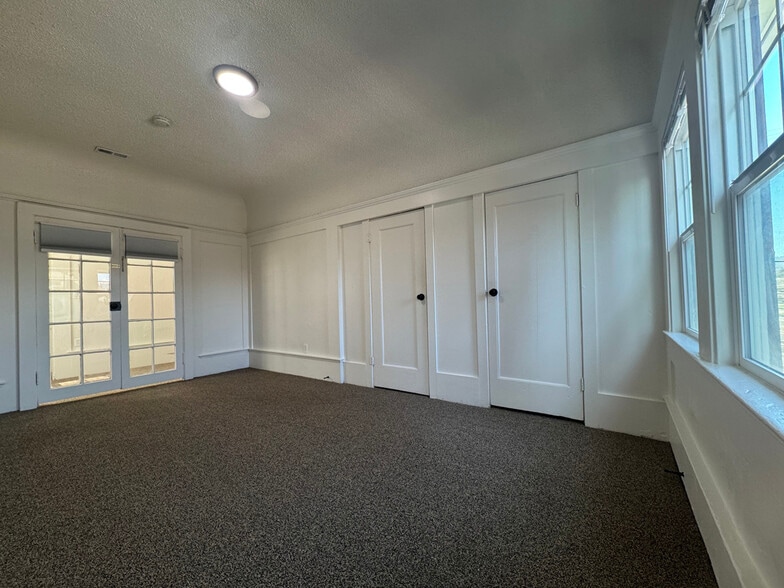 Building Photo - 3641 West St