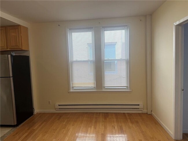 Building Photo - 2035 Bay Ridge Pkwy