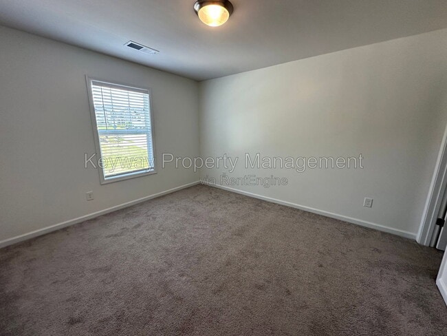 Building Photo - 6064 High Top Ln