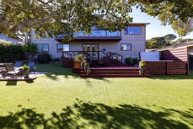 Building Photo - 3035 Ribera Rd