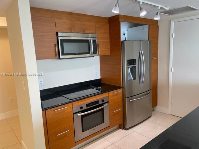 Building Photo - 50 Biscayne Blvd