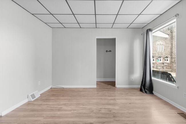 Building Photo - 276 W St Joseph St