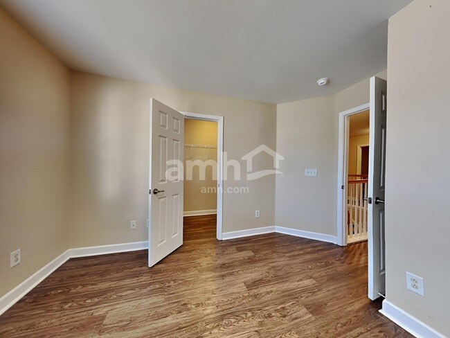 Building Photo - 4007 Braemar Ct