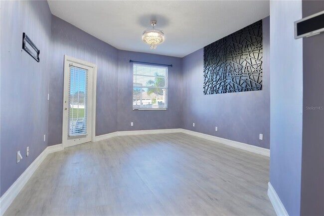 Building Photo - 2560 Tall Maple Loop