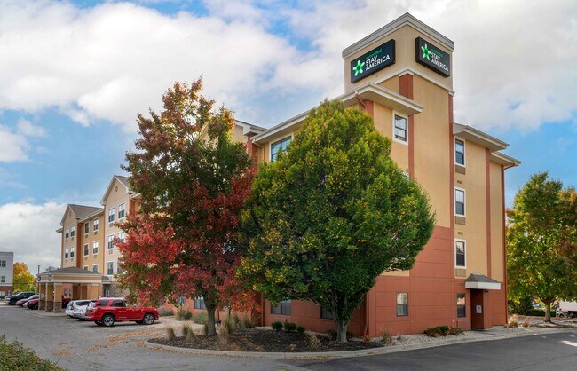 Building Photo - 7465 High Cross Blvd