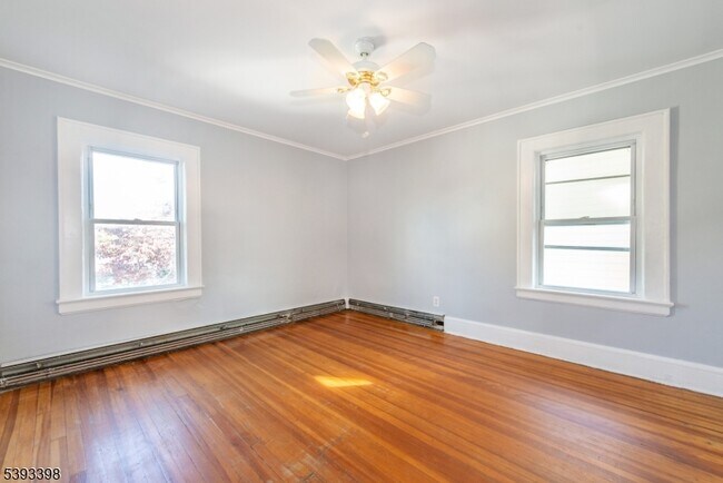 Building Photo - 86 Watsessing Ave