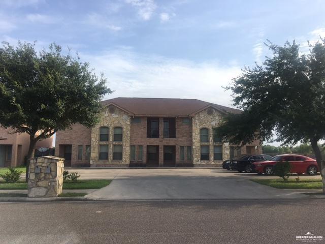 Primary Photo - 1402 W Fig Ave