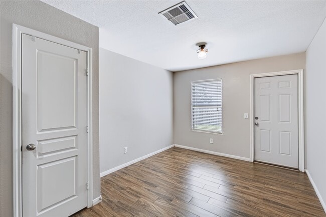 Building Photo - 834 Coffee Mill Creek Ln