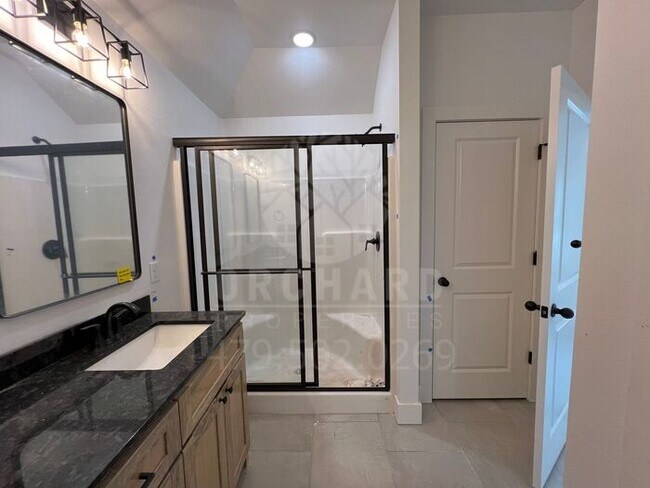 Building Photo - Tontitown - Single-Family Home- Gorgeous Hawthorne Plan- 9 Month Lease