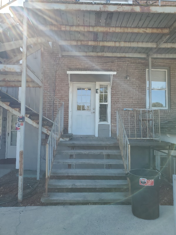 Building Photo - 109 N Kimball Ave