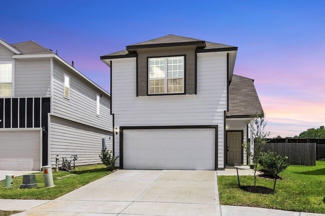 Primary Photo - 24802 Landolfi Dr