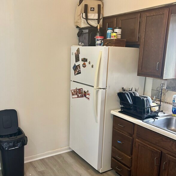 Building Photo - 626 Baldwin St