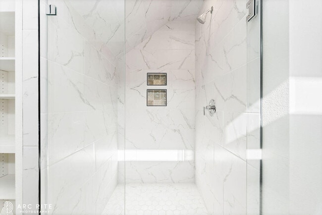 Building Photo - 4509 22nd Pl