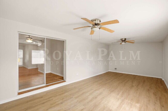 Building Photo - 2/1 Retreat in North Fort Myers: Apartment Life Called. We Didn't Answer.