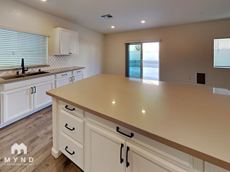 Building Photo - 3831 Berrybridge St