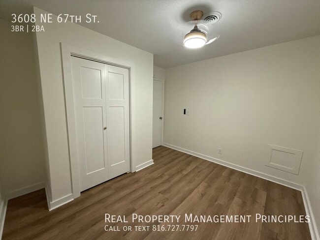 Building Photo - 3608 NE 67th St