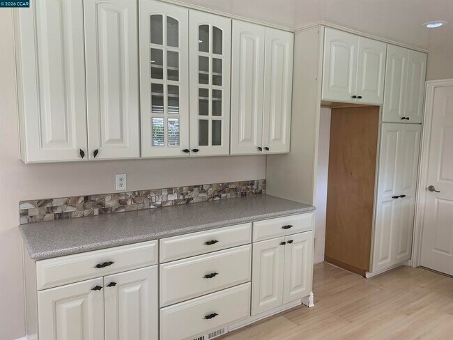 Building Photo - 1608 Claycord Ave