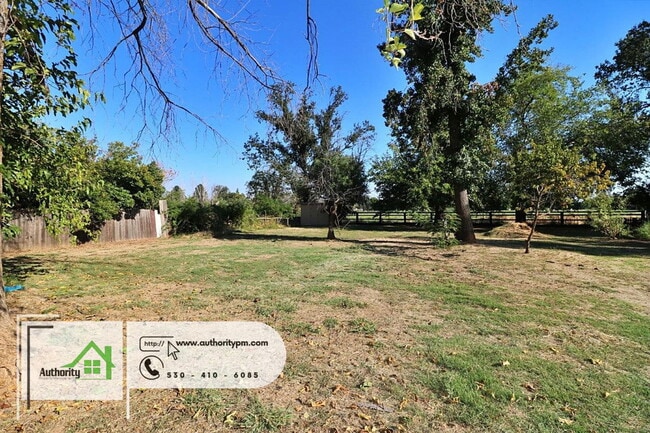 Building Photo - 4207 Balls Ferry Rd